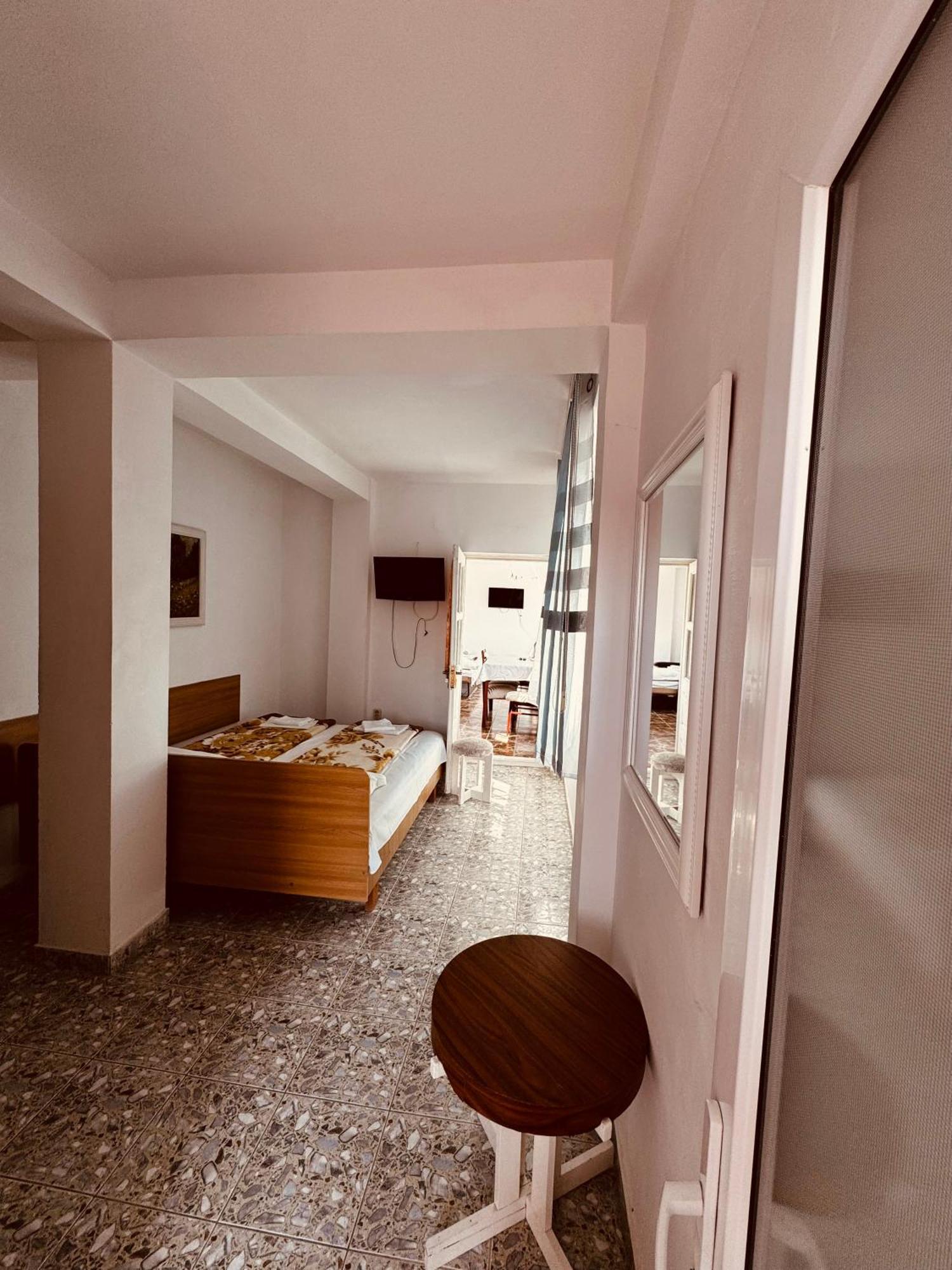 Vila Romeo Două Mai Exterior foto